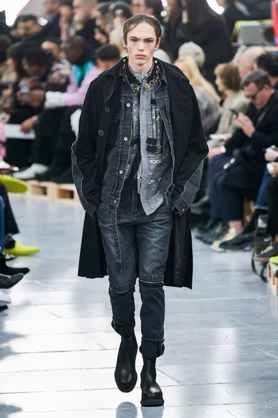 Look 21
